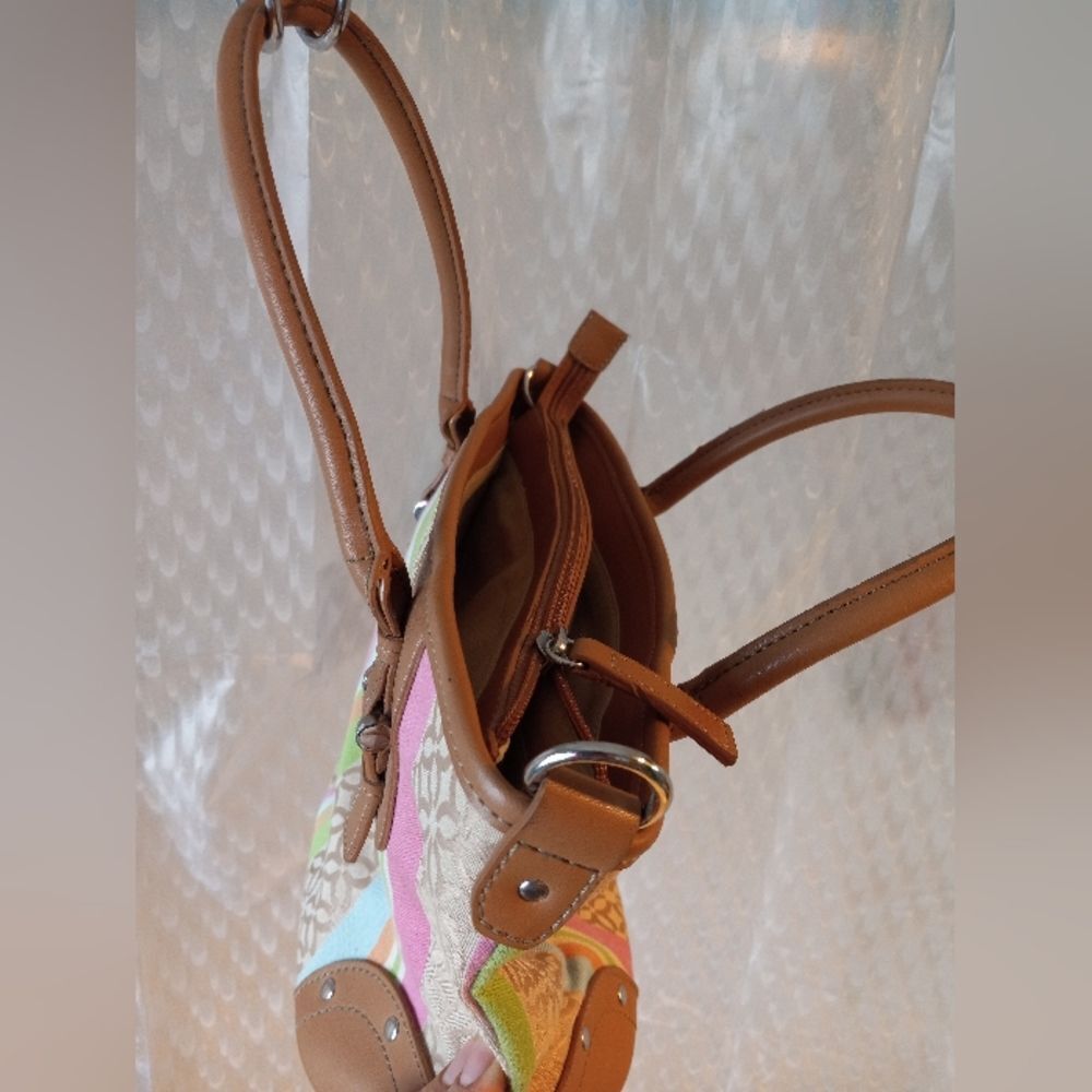 Relic Spring Purse - Picture 7 of 11
